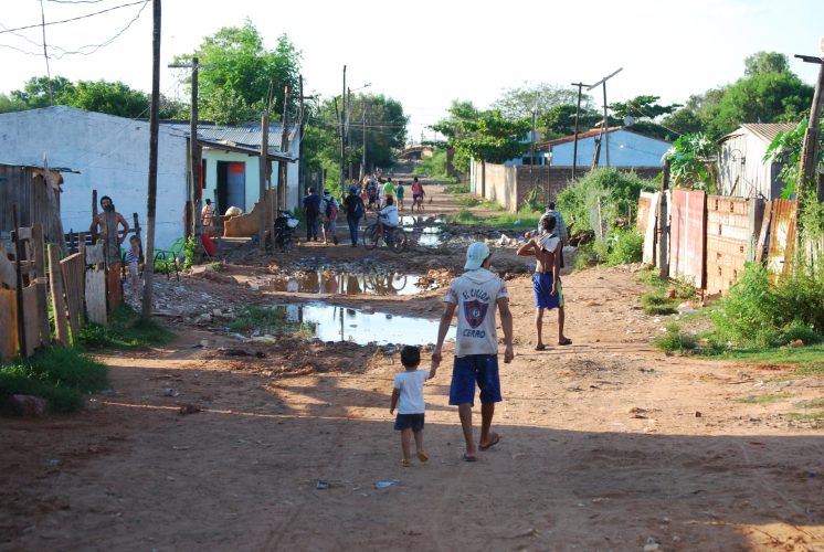 Cateura04_stradaecase