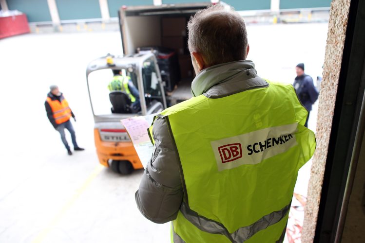 Milan Malpensa, December 2015: DB Schenker for InterCampus
Photo: ©Franco Origlia - InterCampus