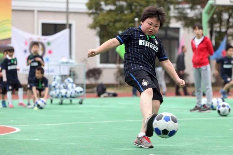 WEB-CINA-2015-037