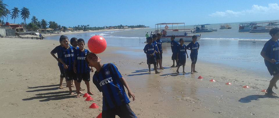 [Inter Campus Pititinga: ogni luogo è campo di calcio]