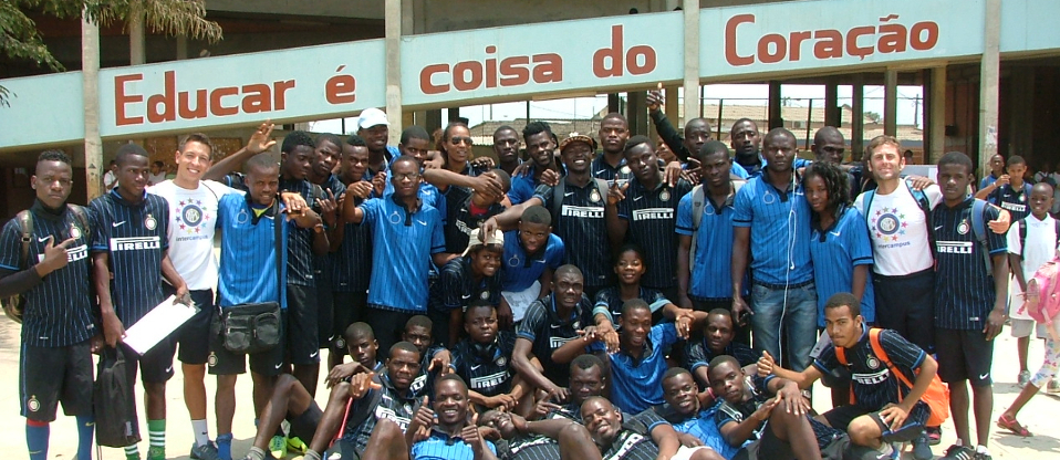 [FUN AND LEARNING IN ANGOLA]