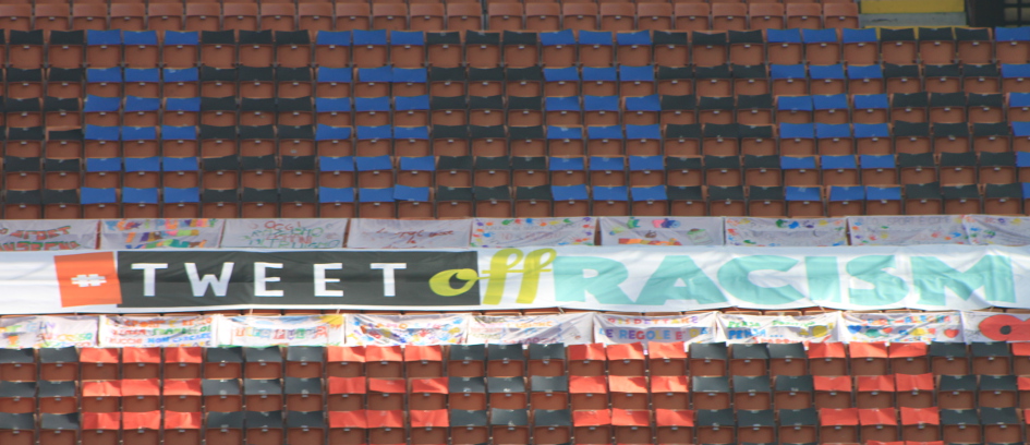 [Inter Campus, Suazo e tanti bambini contro il razzismo]