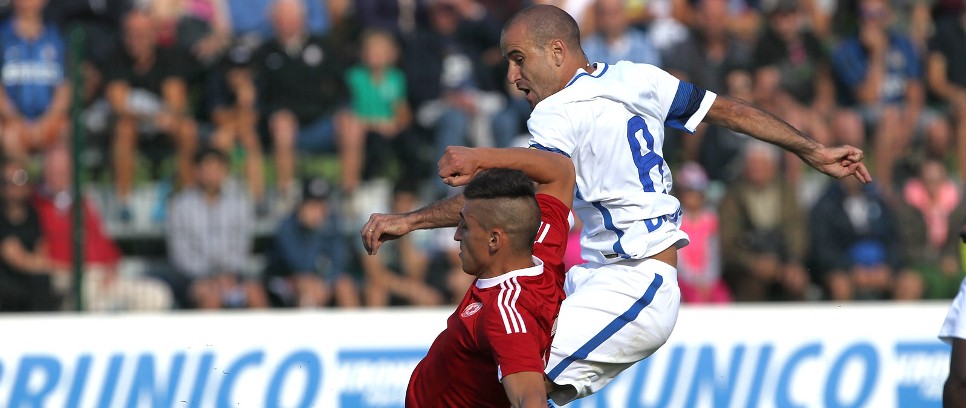 [Dona su Charity Stars]