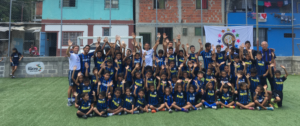 [Con Inter Campus nella favela di Caracas]