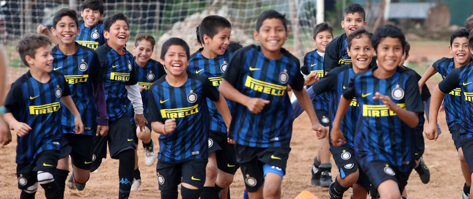 [Ogni bambino ha il diritto di giocare]