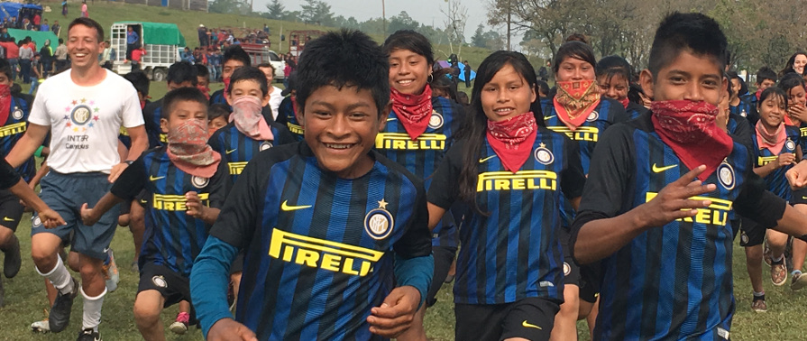 [La comunità indigena zapatista accoglie Inter Campus Messico]