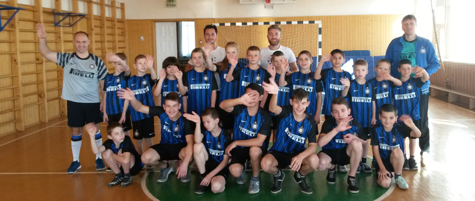 [Con Inter Campus negli orfanotrofi di Voronezh e Babrov]