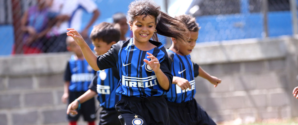 [Codini e trecce, nuovi protagonisti di Inter Campus Venezuela]