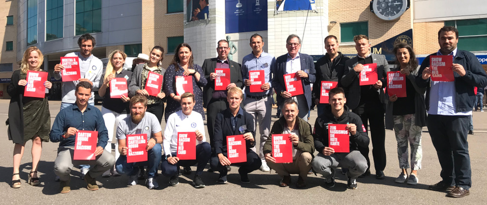 [Al via il progetto Show Racism the Red Card]