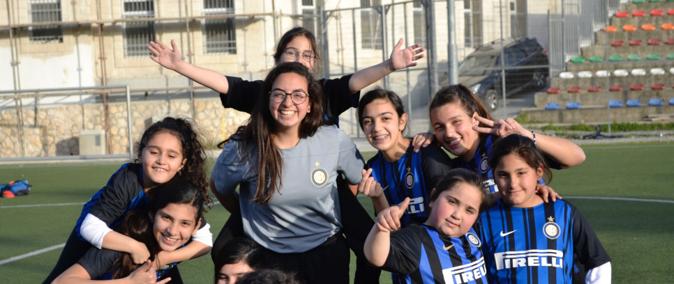 [THE RIGHT TO PLAY – ISRAEL AND PALESTINE]