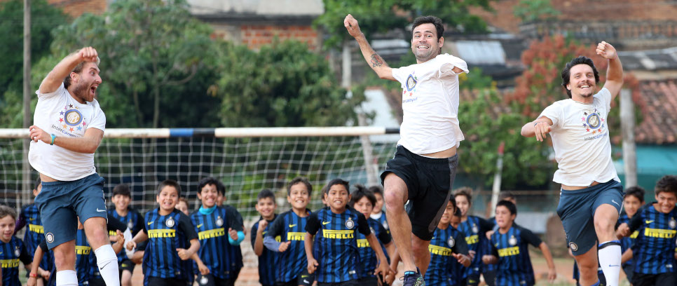 [INTER CAMPUS PRESENTA “EL MUNDO ES UN BALÓN”]