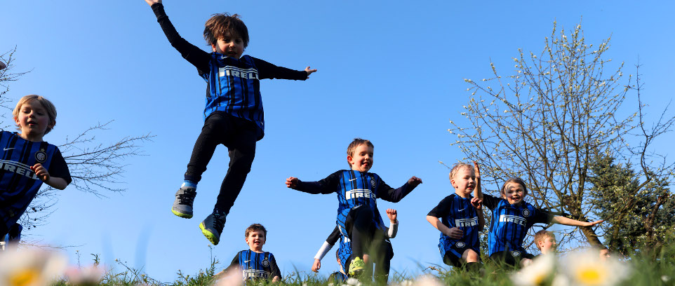 [La maglia di Barella all’asta per Inter Campus]