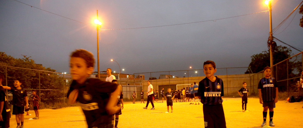 [Nelle comunità di Rio de Janeiro insieme ai bambini di Inter Campus]