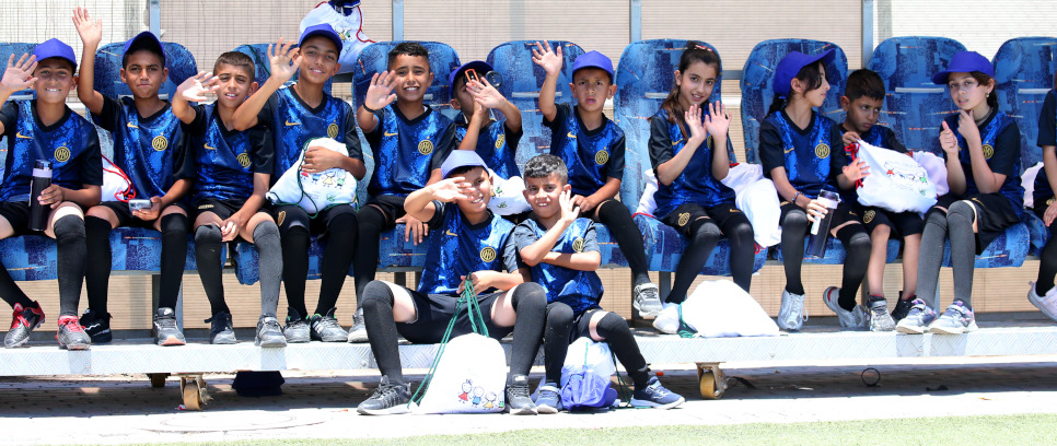 [Ritorno a Dura, con 70 bambini palestinesi]