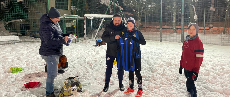 [Inter Campus Polonia, consegna maglie sotto la neve!]